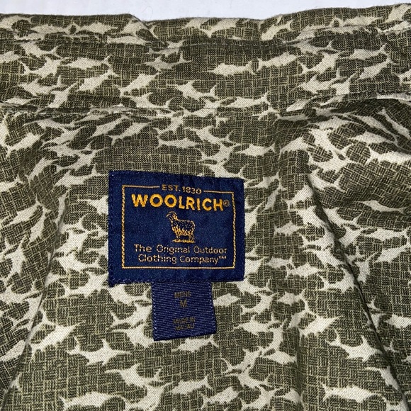 Woolrich Medium Sword Fish Print Short Sleeve Button Down Shirt - Picture 2 of 5
